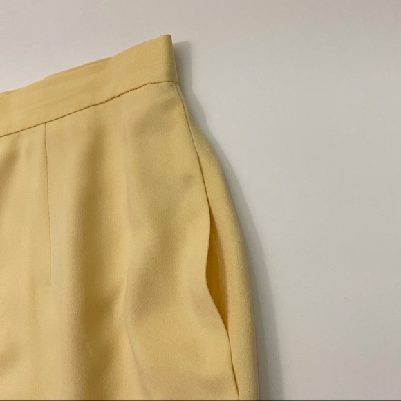 Vintage Yellow Skirt, 100% silk with pockets - Picture 4 of 6